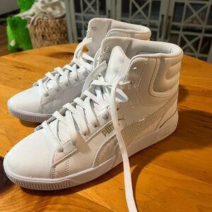 Puma high top sneakers size 8.5